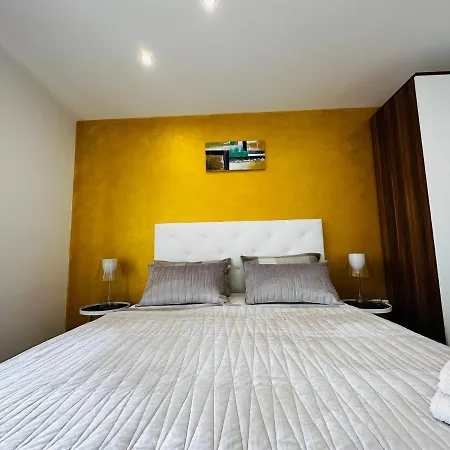 Apartment Mutogras *