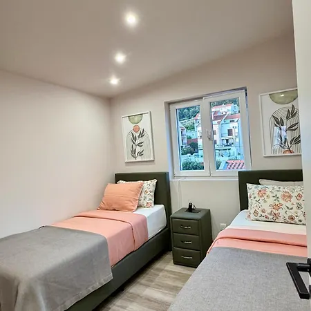 Apartment Mutogras